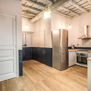  Appartamento Stylish Flat Near Fori Imperiali Ruins