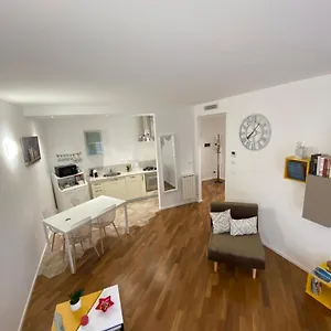 https://magici-momenti-casa-vacanze-bordighera.hotelitalianriviera.com